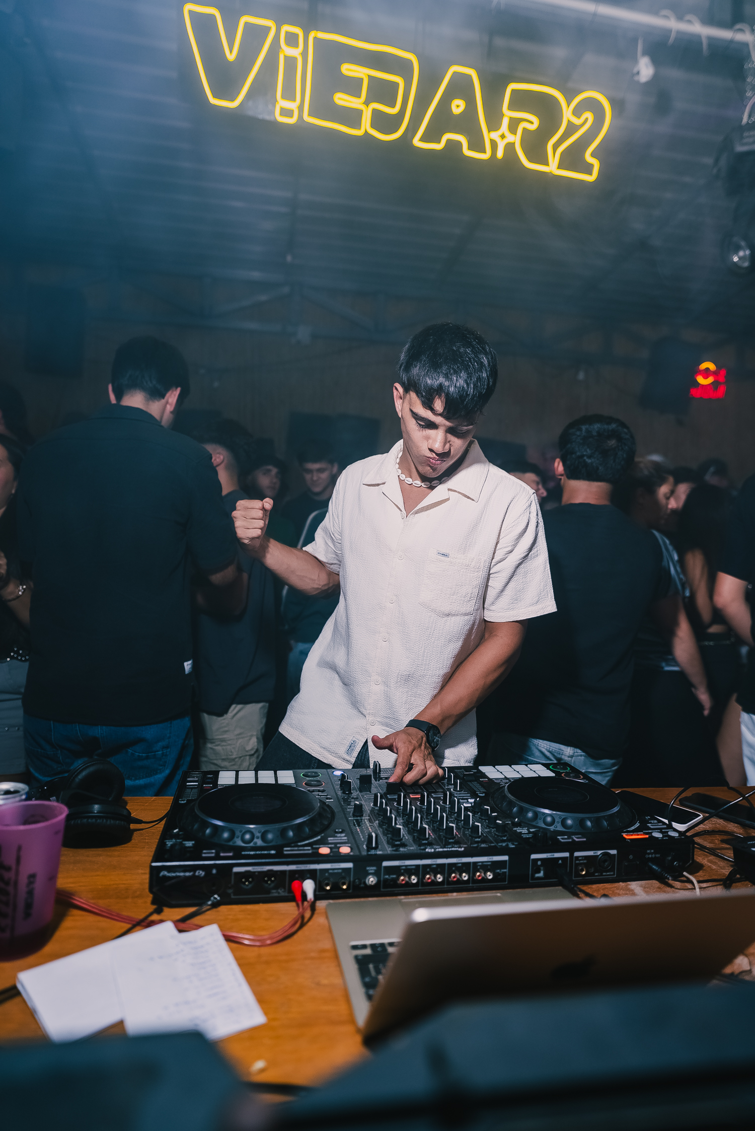 DJ REN